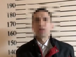 Воронежец, терроризировавший женщин на остановках, раскаялся на видео 