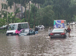 Мэрия сравнила Воронеж с переполненной водой раковиной и оправдала ливнёвки