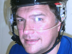 Главу Воронежской любительской хоккейной лиги подозревают в краже 2,5 млн рублей у детей-инвалидов 