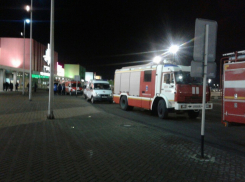 Под Воронежем экстренно эвакуировали сити-парк «Град»