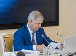 Губернатор Гусев отзывает расчёты кадастровой стоимости земли, сделанные Центром Букреева