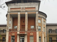 И так сойдет: обновление изношенного здания шокировало воронежцев