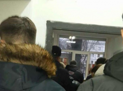 Воронежцы в ужасе от очереди в отделении Почты России перед Новым годом