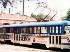 Первый трамвай с наружной рекламой 28 лет назад выехал на дороги Воронежа