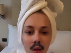 Звезда «Полицейского с Рублевки» преобразилась при помощи усов