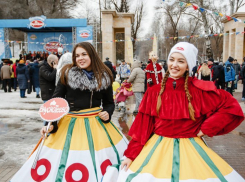 Воронежцев приглашают вкусно и весело отметить Масленицу