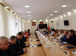 Глава района Воронежской области отреагировал на взрывы газа в жилых домах