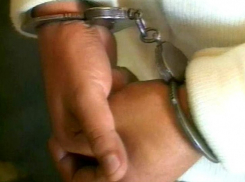 В Воронежской области 30-летний сын избил металлическим прутом отца