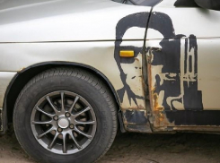 Аэрография превратила ржавое авто воронежца в терминатора 