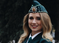 Красавица из Воронежской таможни зажгла на сцене в Москве