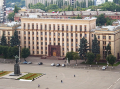 Депутаты-бизнесмены Воронежской облдумы пробивают в облправительстве свои вопросы