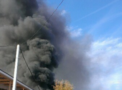 В Воронеже в Коминтерновском районе горел магазин на АЗС 