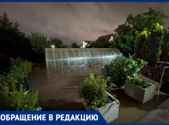 Теплицы ушли под воду – страшный потоп в Подгорном показали на видео воронежцы 