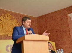 Олег Пахолков в Воронеже: «Единая Россия – это чиновничья партия»