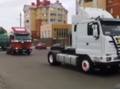 Самый брутальный свадебный кортеж проехался по Воронежской области 