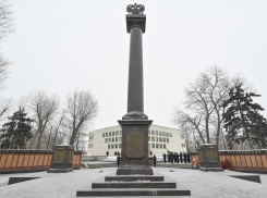 Выстоял, выжил, победил: первые лица города поздравили с Днем освобождения Воронежа от немецких оккупантов