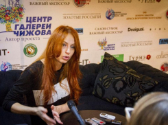Ирина Забияка в Воронеже рассказала, как люди сравнивают её с трансвеститом из-за мужского голоса