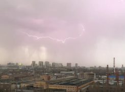 Первая апрельская гроза ударила по Воронежу