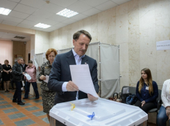 Губернатор Воронежской области проголосовал на выборах в Государственную Думу VII созыва
