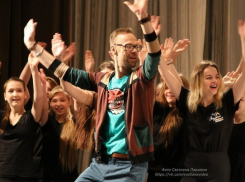 Звезды шоу-бизнеса, кино и спорта провели мастер-классы для воронежских сирот и инвалидов