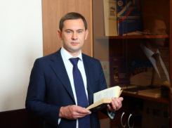 Владимир Нетесов похвалил Алексея Гордеева в стиле съездов КПСС