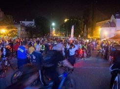 «Велоночь» собрала в Воронеже 10 тысяч участников