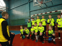 «Ника-Петротэк» оригинально поздравила юных воронежских спортсменов с Новым годом