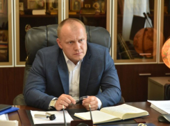 Колоритный воронежский министр спорта Чибисов отмечает 44-й день рождения