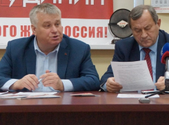 Трибун обкома КПРФ покажет зубы политическому блоку воронежского губернатора