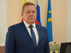 Четырежды глава Острогожского района отмечает 59-й день рождения в Воронежской области