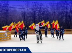 Торжественное открытие катка произошло на Адмиралтейской площади Воронежа