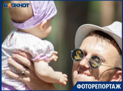 Грандиозный Парад колясок прошел в супергеройском стиле в Воронеже 