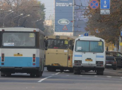 В Воронеже шесть автобусов сняли с маршрута из-за неисправности 