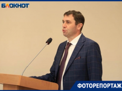 «Торжественно клянусь»: как новый мэр Сергей Петрин присягнул на верность воронежцам