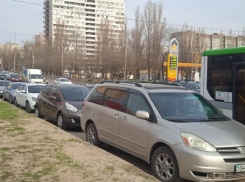 Рабочая неделя началась с мощных пробок в Воронеже