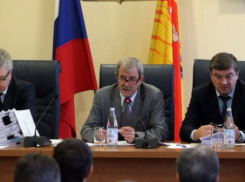 Экс-спикер Воронежской городской Думы за «парижскую командировку» заплатит штраф 75 тысяч рублей