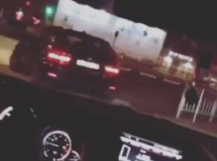 Безумную езду наглых богачей сняли в Воронеже 