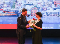 Чиновники наградили лучших работников воронежского ЖКХ 