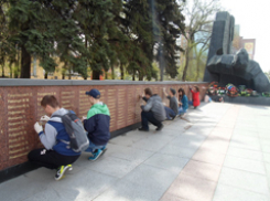 В Воронеже на мемориале Памятник Славы обновили имена героев