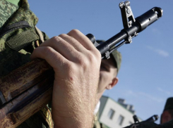 Утомлённые службой: капитан воронежской военной части отпускал срочников домой за деньги