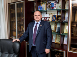 Маршруточный король Крутских снова подмял под себя пассажирские перевозки Воронежа