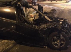 Мужчина чудом выжил в массовом ДТП с двумя грузовиками в Воронеже