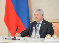 Александр Гусев выразил соболезнования родным погибших при ракетном ударе ВСУ по Брянску