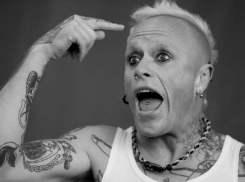 Умер вокалист The Prodigy, снявший сумасшедший фильм о Воронеже 