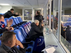 На видео записали ликование Гусева после гола «Факела» на мачте с «Ростовом» в Воронеже