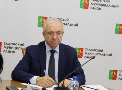 Глава Таловского района Виктор Бурдин отмечает 66-й день рождения в Воронежской области