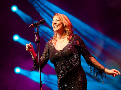 Певица Сандра в Воронеже: Не понимаю, почему меня считают секс-символом!