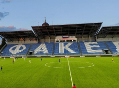 Обидным назвал поражение воронежского “Факела” губернатор Александр Гусев