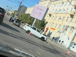 Жесткое ДТП спровоцировало утреннюю пробку в Воронеже