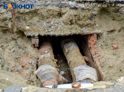 Из-за дефекта в трубопроводе без горячей воды и отопления остались почти 100 домов в Воронеже 